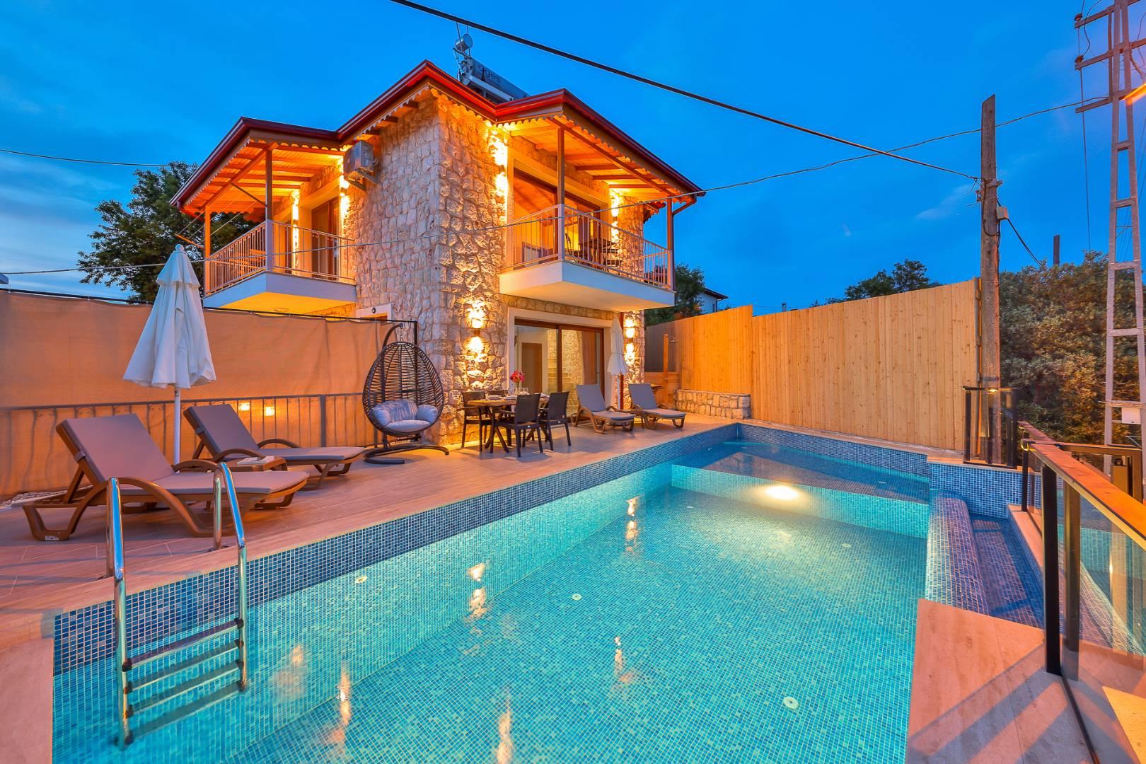 Kaş Ağullu'da Doğa İle Baş Başa, Özel Havuzlu, Otantik Tasarımlı Villa-43906