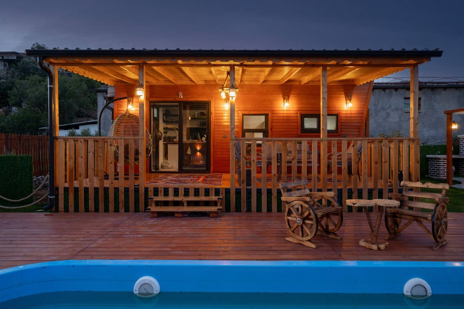 Kaş Ahatlı'da Huzurlu Doğada, Özel Havuzlu, Geniş Bahçeli Tiny House