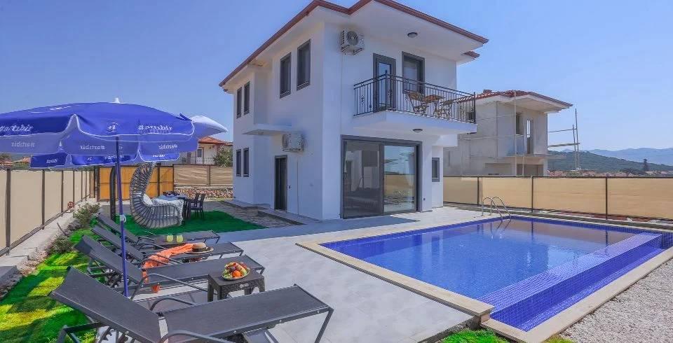 Kaş Andifli'de Geniş Alanlara Sahip, Özel Havuzlu, Konforlu Villa-39790