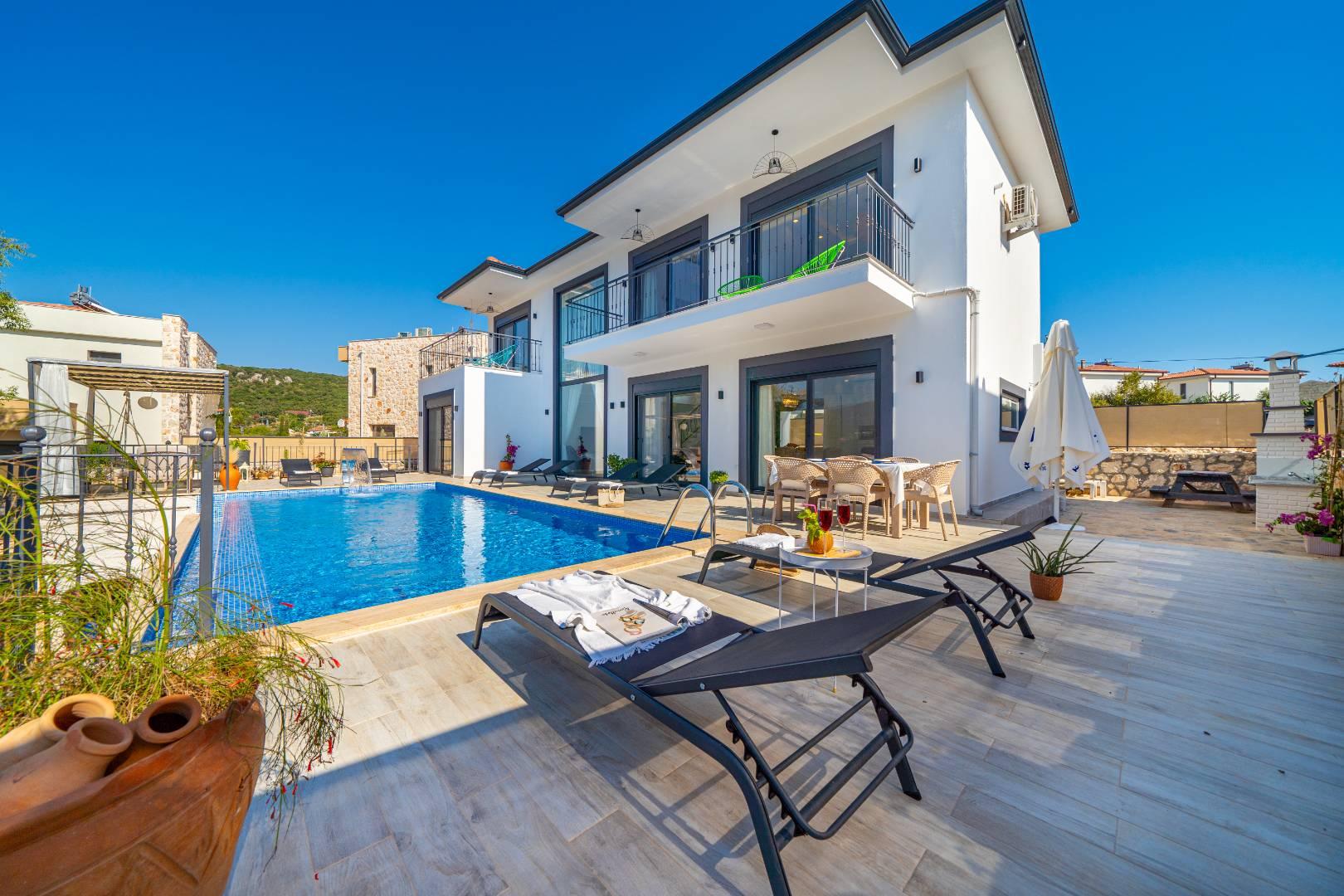 Kaş Andifli'de Kalabalık Ailelere Uygun, Özel Havuzlu, Modern Villa-39309