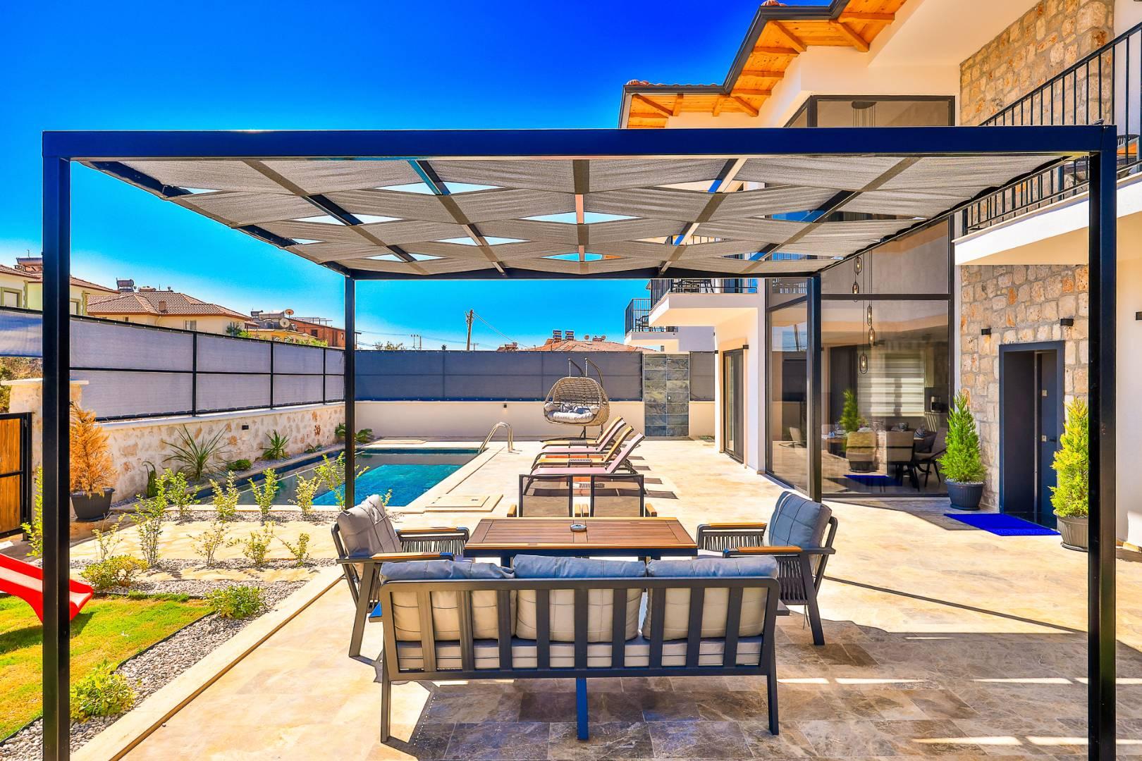 Kaş Andifli'de Modern Tasarımlı, Özel Havuzlu, 3+1 Villa -43666