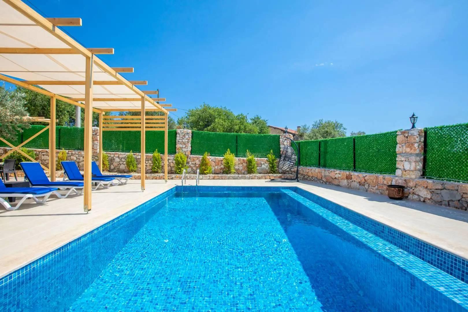 Kaş Bayındır'da Geniş Alan İçerisinde, Özel Havuzlu, Kiralık Villa-42124