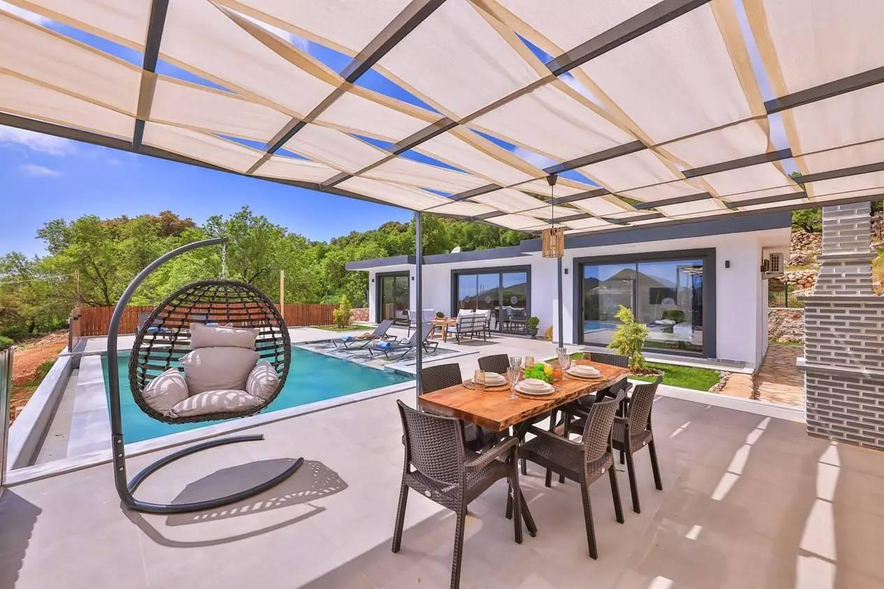 Kaş Bayındır'da Sakin Konumda, Özel Havuzlu, Jakuzili, Kiralık Villa-43693