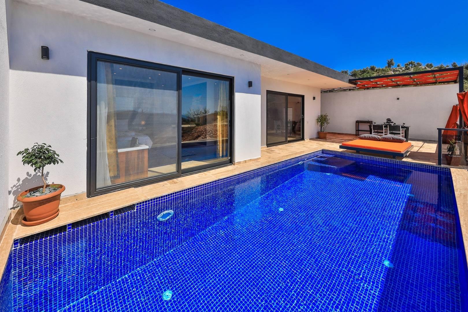 Kaş Bezirgan'da Çiftlere Uygun, Özel Havuzlu, Balayı Villası-41525