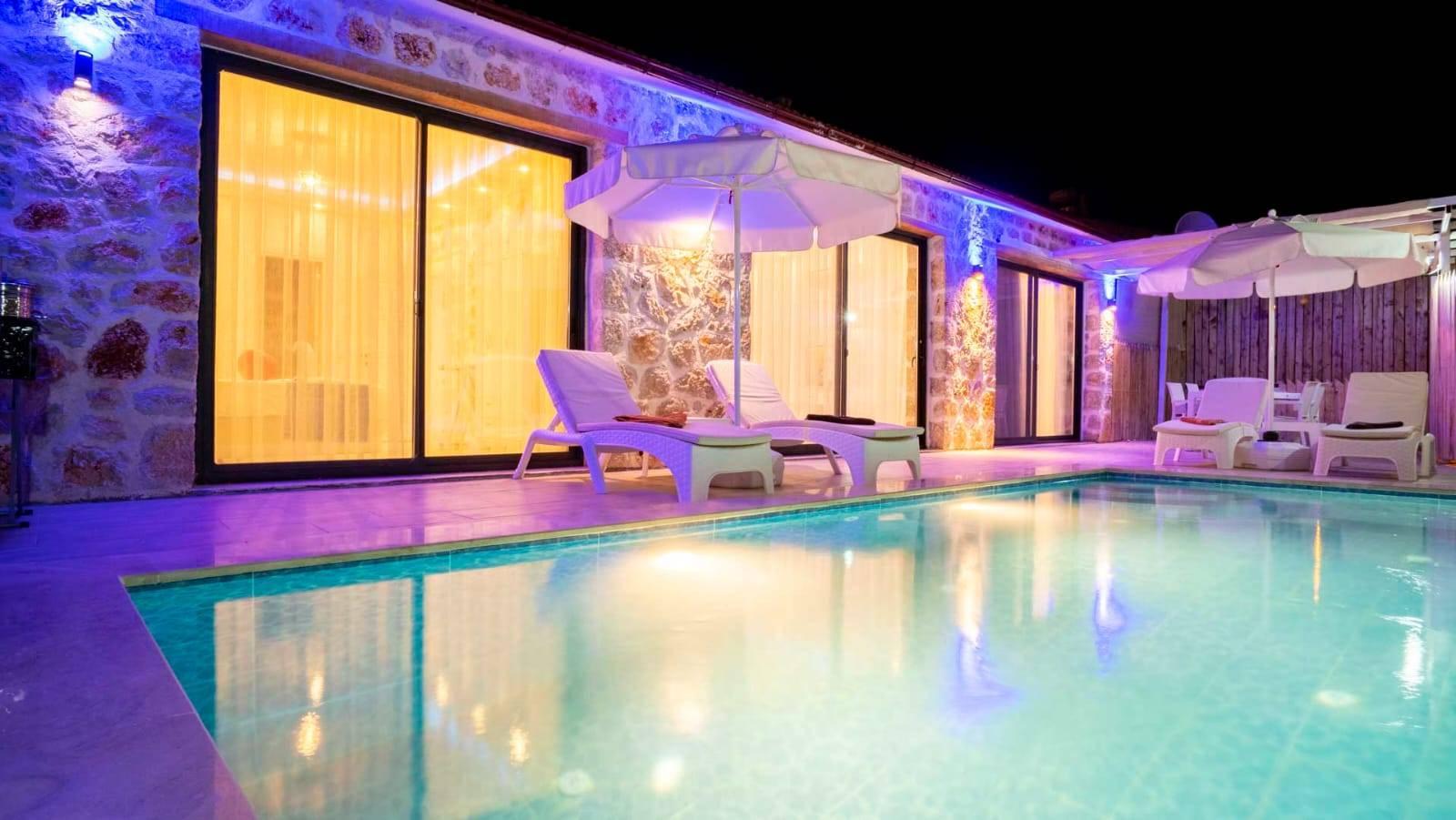 Kaş Bezirgan'da Çekirdek Ailelere Uygun, Özel Havuzlu, Tatil Villası-41202