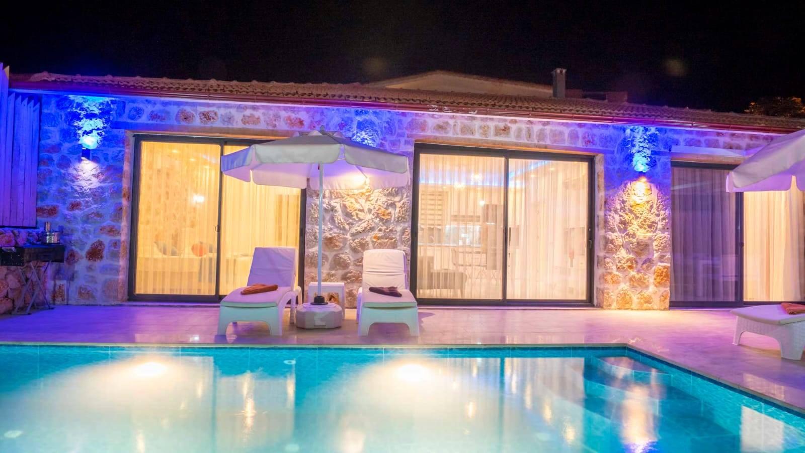 Kaş Bezirgan'da Çekirdek Ailelere Uygun, Özel Havuzlu, Tatil Villası-41202