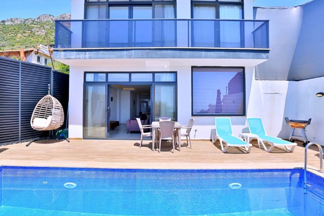 Kaş Bezirgan'da Doğa Manzaralı, Özel Havuzlu, Jakuzili Villa-43648