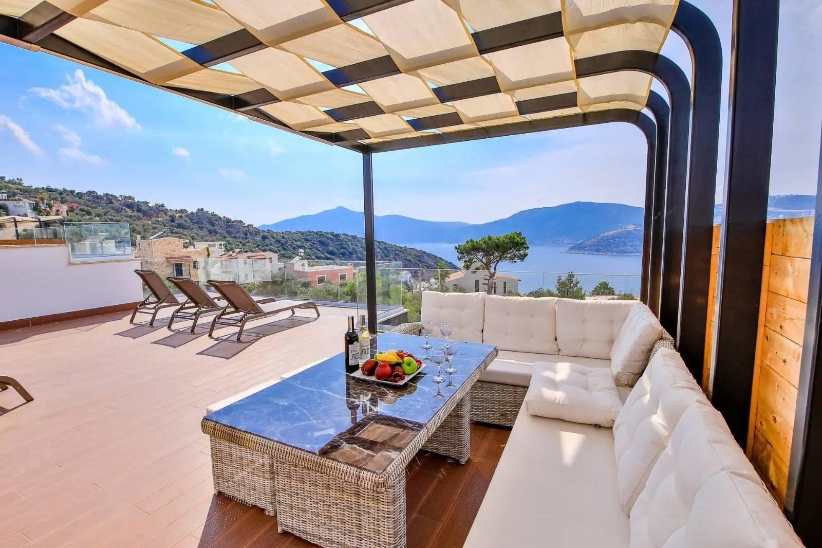 Kaş Bezirgan'da Geniş Ailelere Uygun, Özel Havuzlu, Merkezi Villa-43954