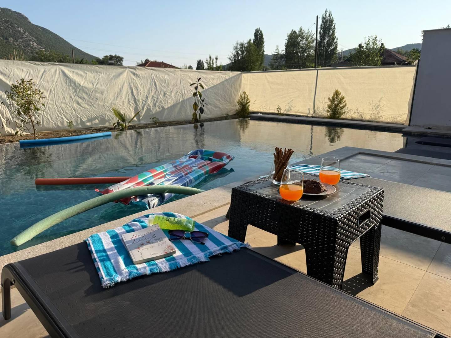 Kaş Bezirgan'da Muhteşem Doğada, Özel Havuzlu, Şık Taş Villa-42861