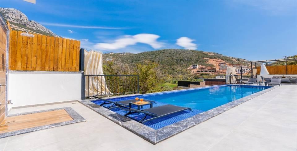 Kaş Bezirgan'da Sakin Konumda, Özel Havuzlu, Modern Villa-40428