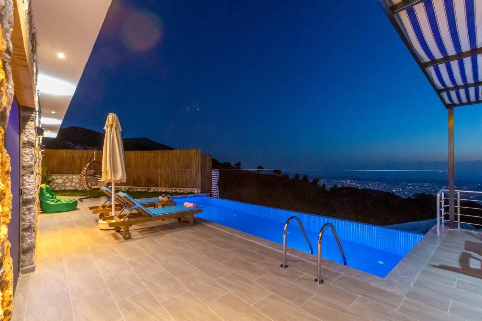 Kaş Aklar'da Doğayla Baş Başa, Özel Havuzlu, Modern Villa-41043