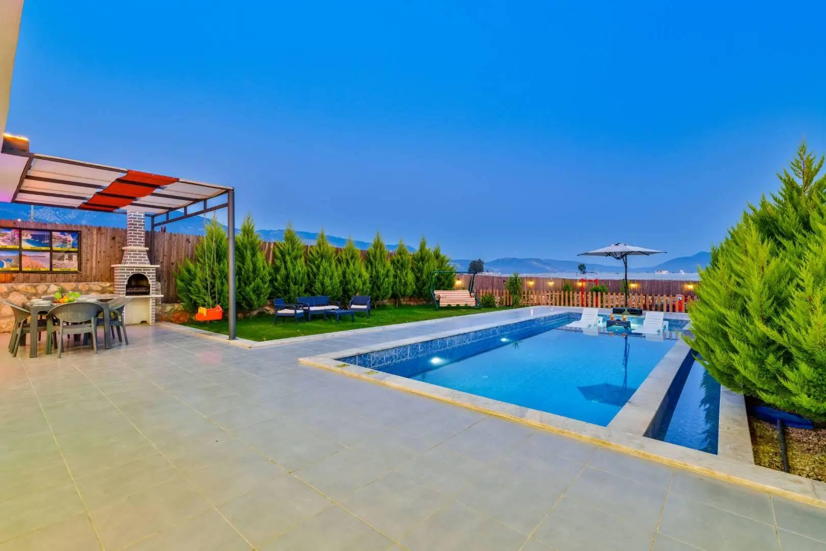 Kaş Çavdır'da Geniş Alanlara Sahip, Özel Havuzlu, Konforlu Villa-43970