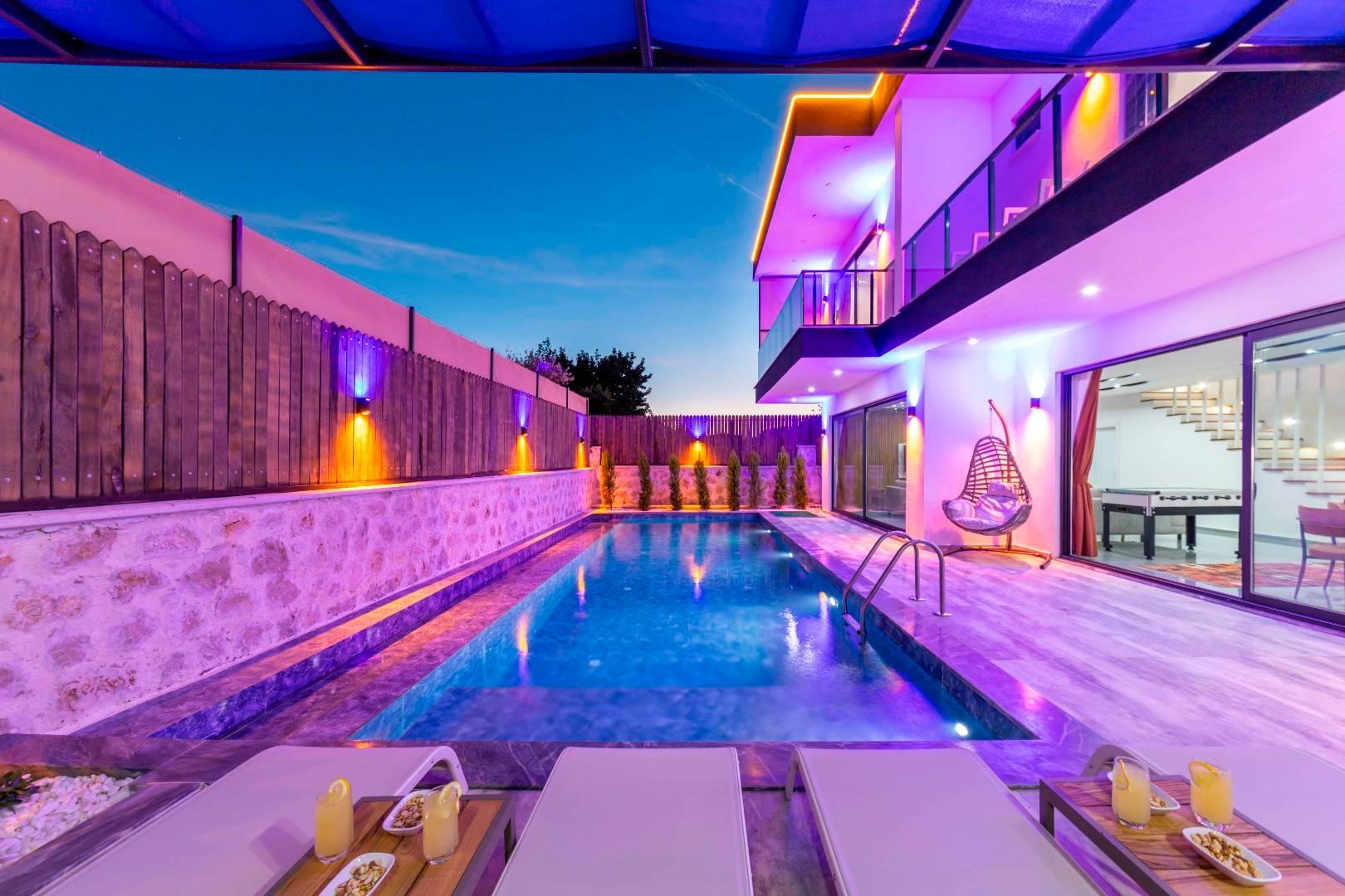 Kaş Çavdır'da Müthiş Doğada, Özel Havuzlu, Konforlu Villa-42915