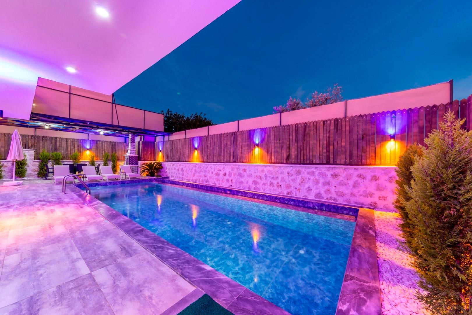 Kaş Çavdır'da Müthiş Doğada, Özel Havuzlu, Konforlu Villa-42915