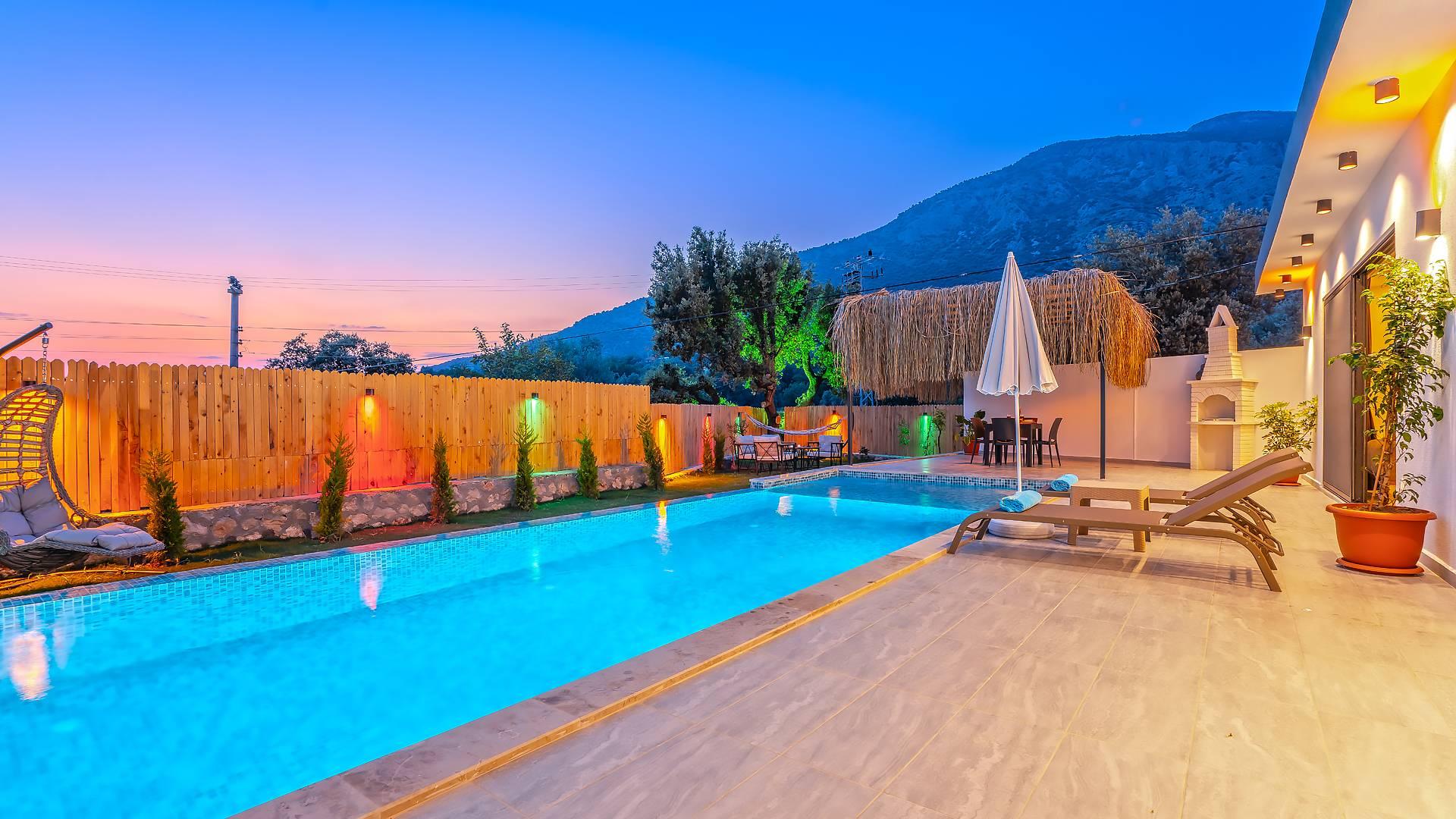 Kaş Çayköy'de Benzersiz Doğada, Özel Havuzlu, Jakuzili, Tatil Villası-34912