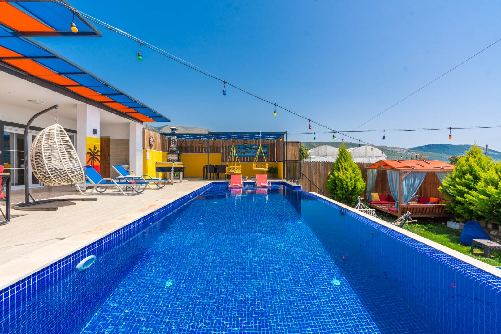 Kaş Çayköy'de Çocuk Oyun Alanlı, Özel Havuzlu, Jakuzili Villa