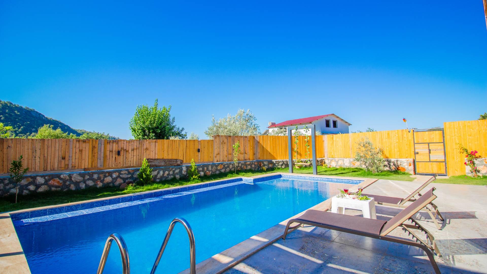 Kaş Çayköy'de Yeşillikler İle Dolu Doğada, Özel Havuzlu, Şık Bungalov-39123