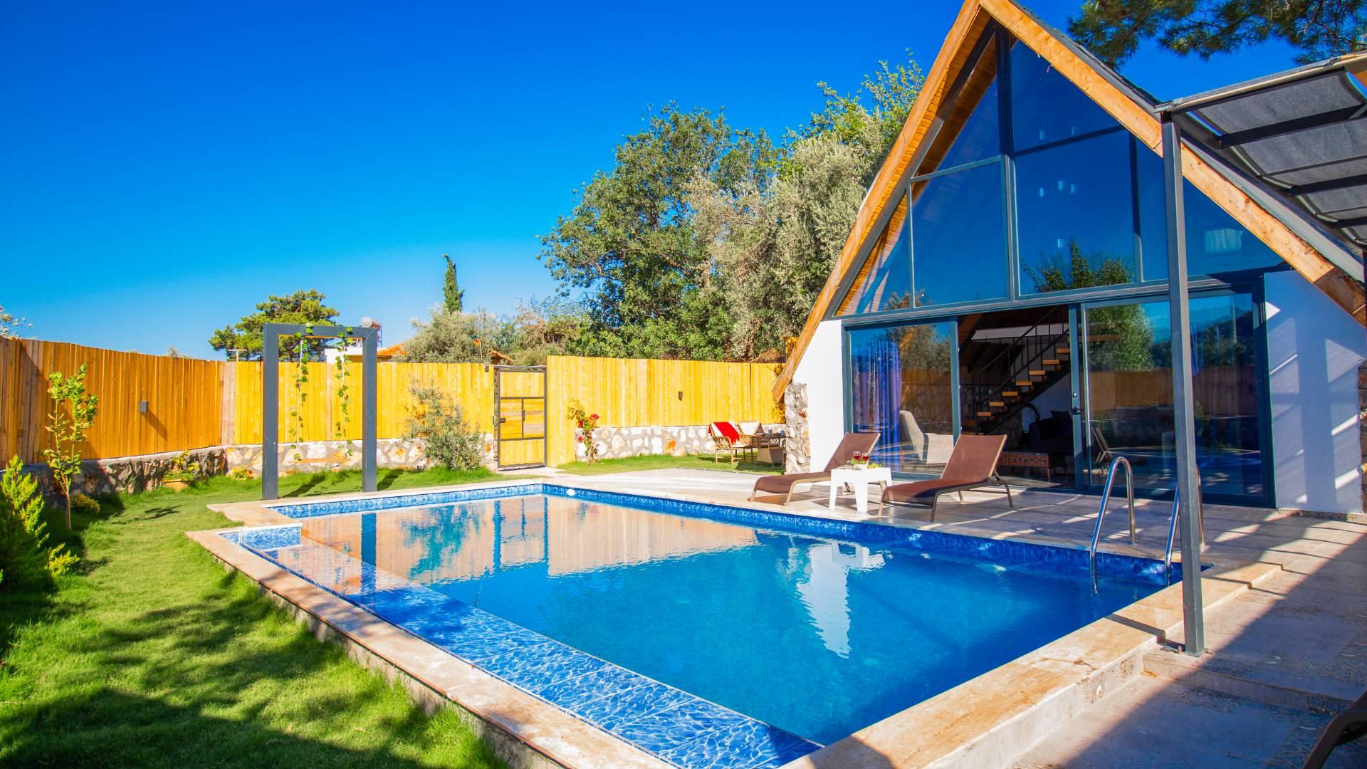 Kaş Çayköy'de Yeşillikler İle Dolu Doğada, Özel Havuzlu, Şık Bungalov-39123