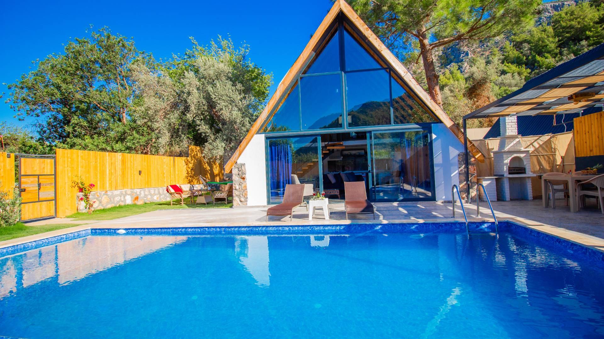 Kaş Çayköy'de Yeşillikler İle Dolu Doğada, Özel Havuzlu, Şık Bungalov-39123