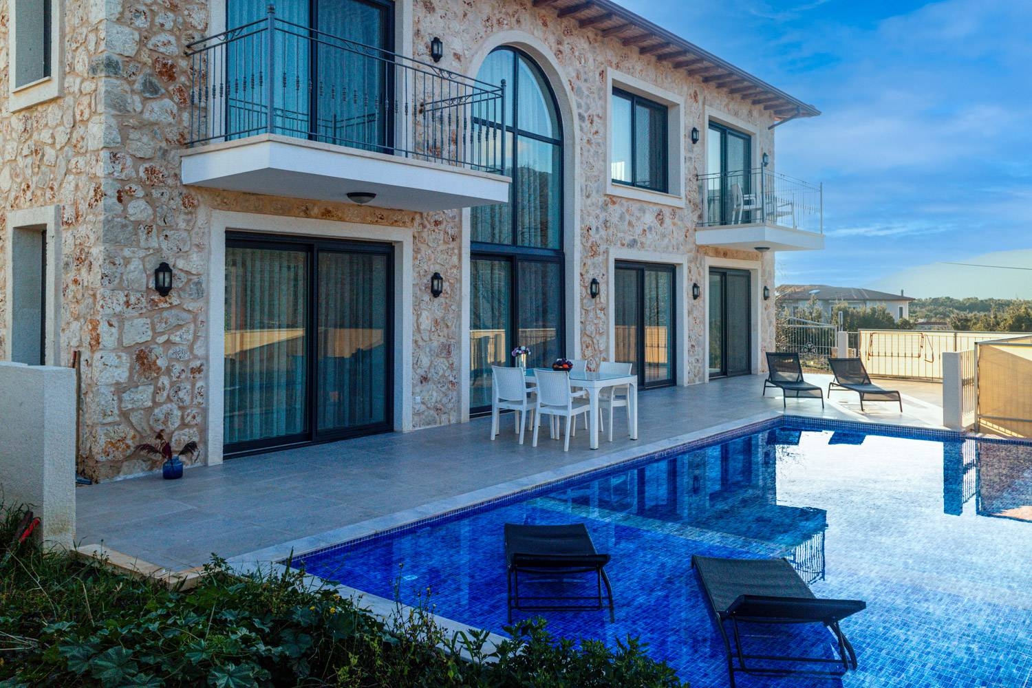 Kaş Andifli'de Doğa İle İç İçe , Özel Havuzlu, Taş Villa