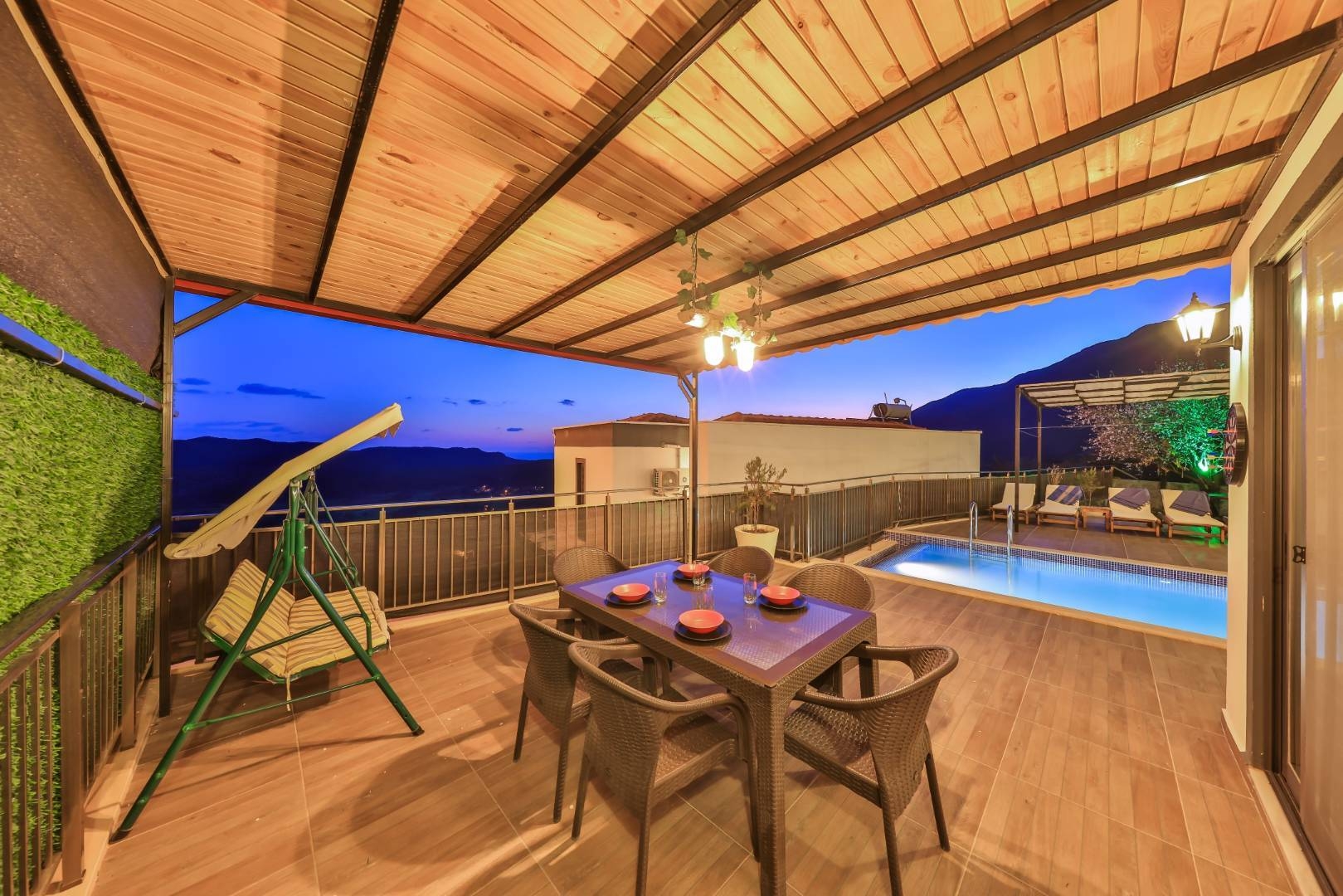 Kaş Çukurbağ'da Doğa İle İç İçe, Özel Havuzlu, Konforlu Villa
