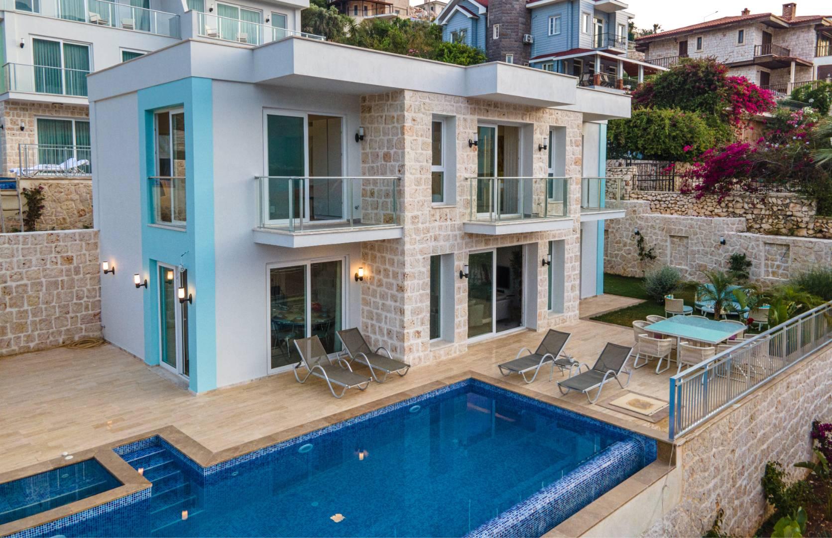 Kaş Çukurbağ'da Deniz Manzaralı, Özel Havuzlu, Lüks Villa-42715