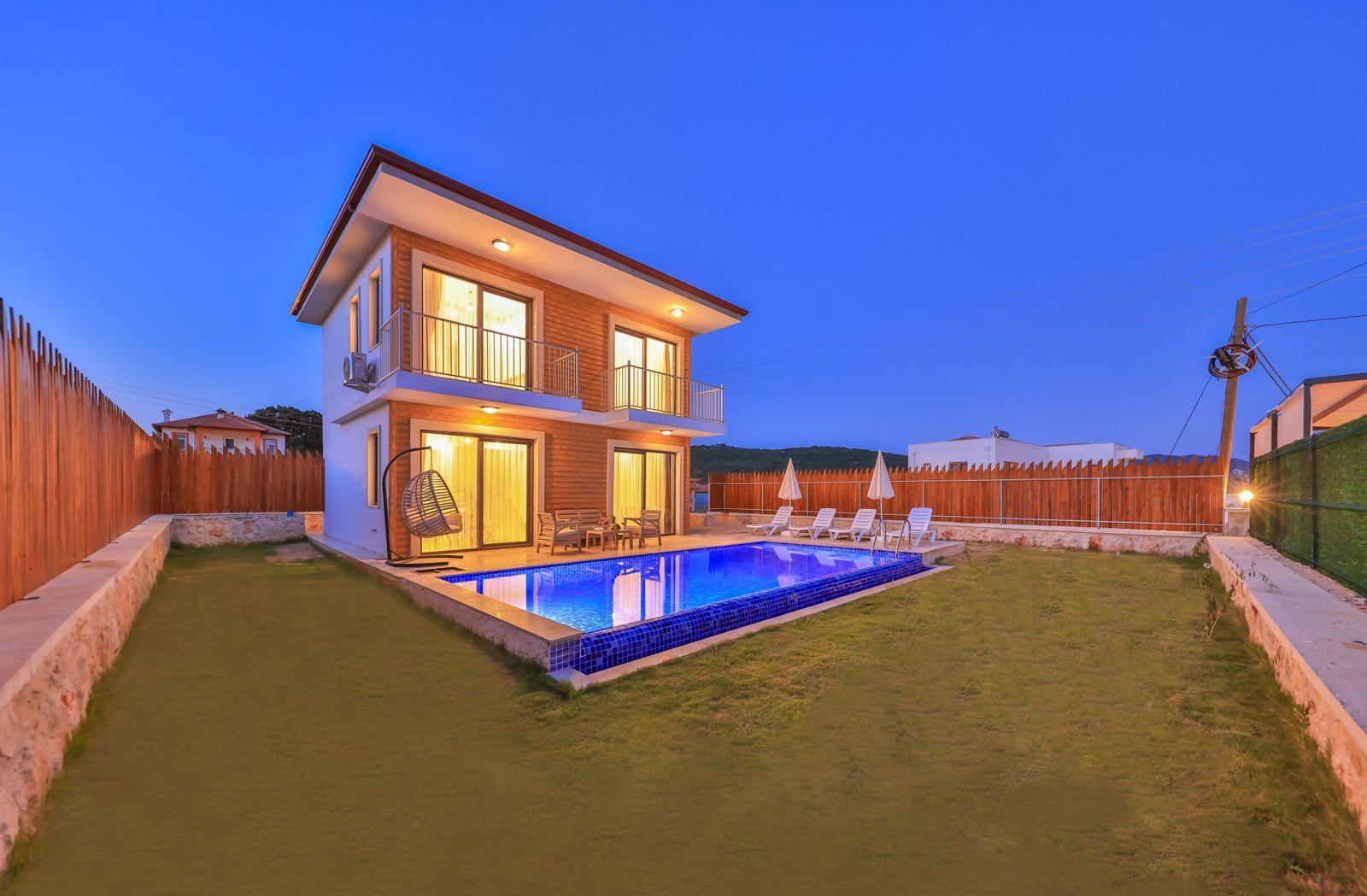 Kaş Andifli'de Çekirdek Ailelere Uygun, Özel Havuzlu, Lüks Villa-39319