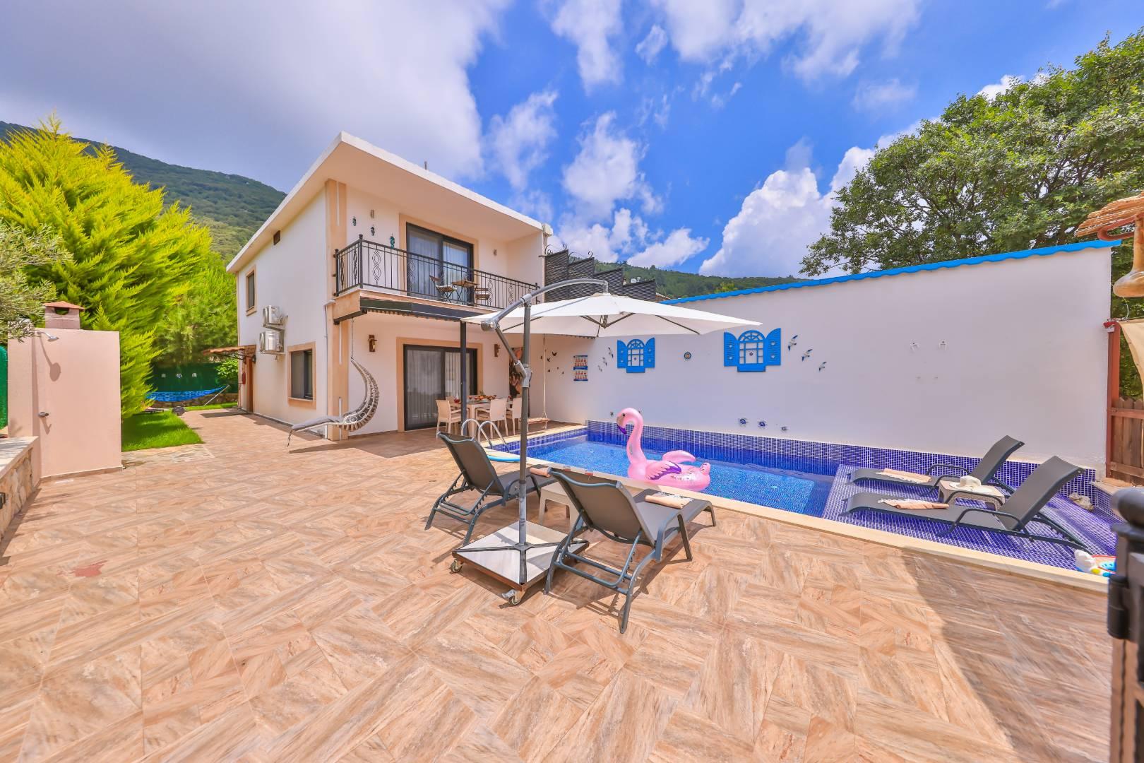 Kaş Çukurbağ'da Enfes Doğa İçerisinde, Özel Havuzlu, Şık Villa-40039