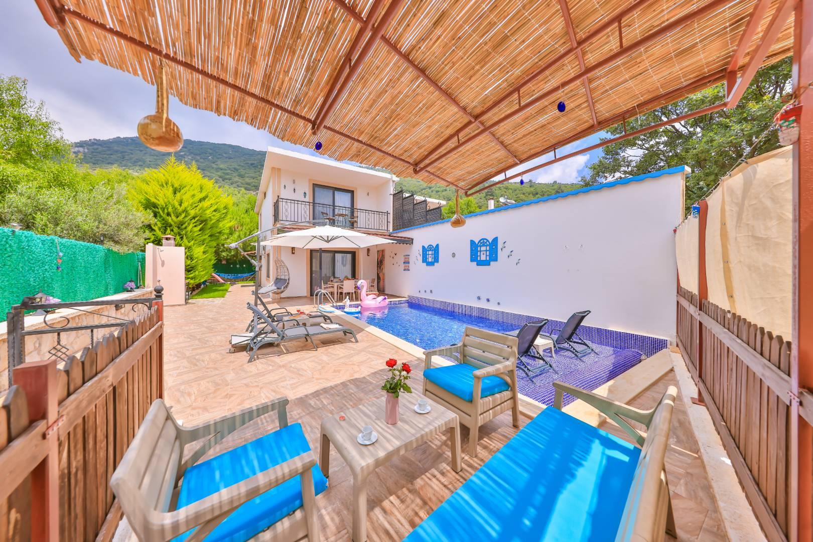 Kaş Çukurbağ'da Enfes Doğa İçerisinde, Özel Havuzlu, Şık Villa-40039