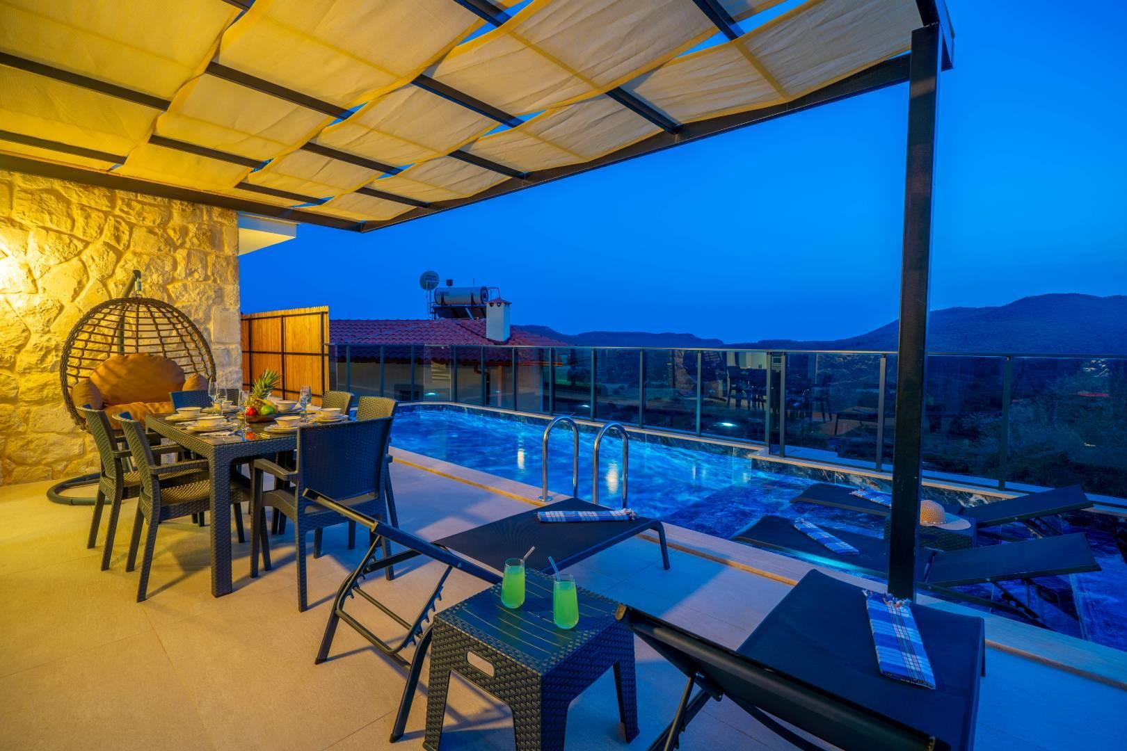 Kaş Çukurbağ'da Ormanın İçerisinde, Özel Havuzlu, 6 Kişilik Villa-43640