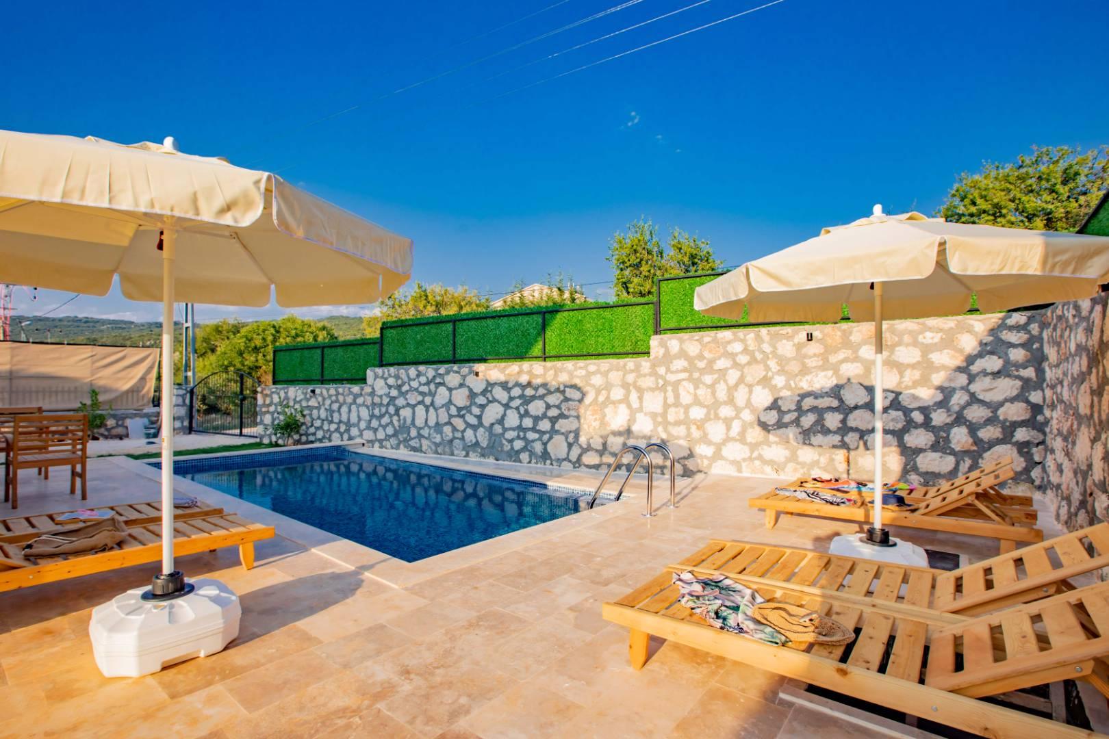 Kaş Andifli'de Şehrin Gürültüsünden Uzakta, Özel Havuzlu, Şık Villa-41280