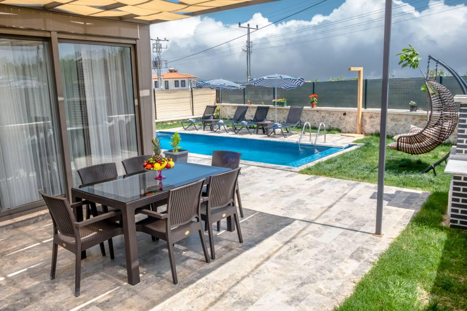 Kaş Andifli'de Yeşillikler İle Dolu Doğada, Özel Havuzlu, Şık Villa-38750