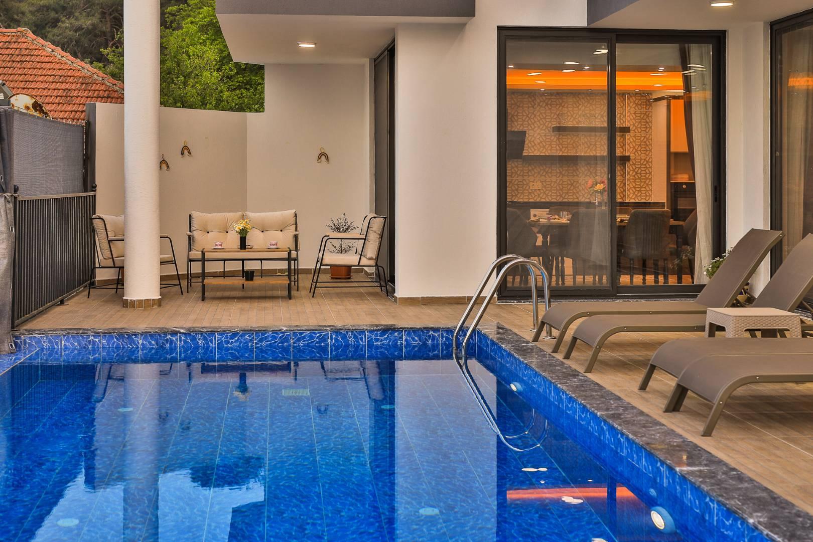 Kaş Gelemiş'te Çekirdek Ailelere Uygun, Özel Havuzlu, Jakuzili Villa-42599