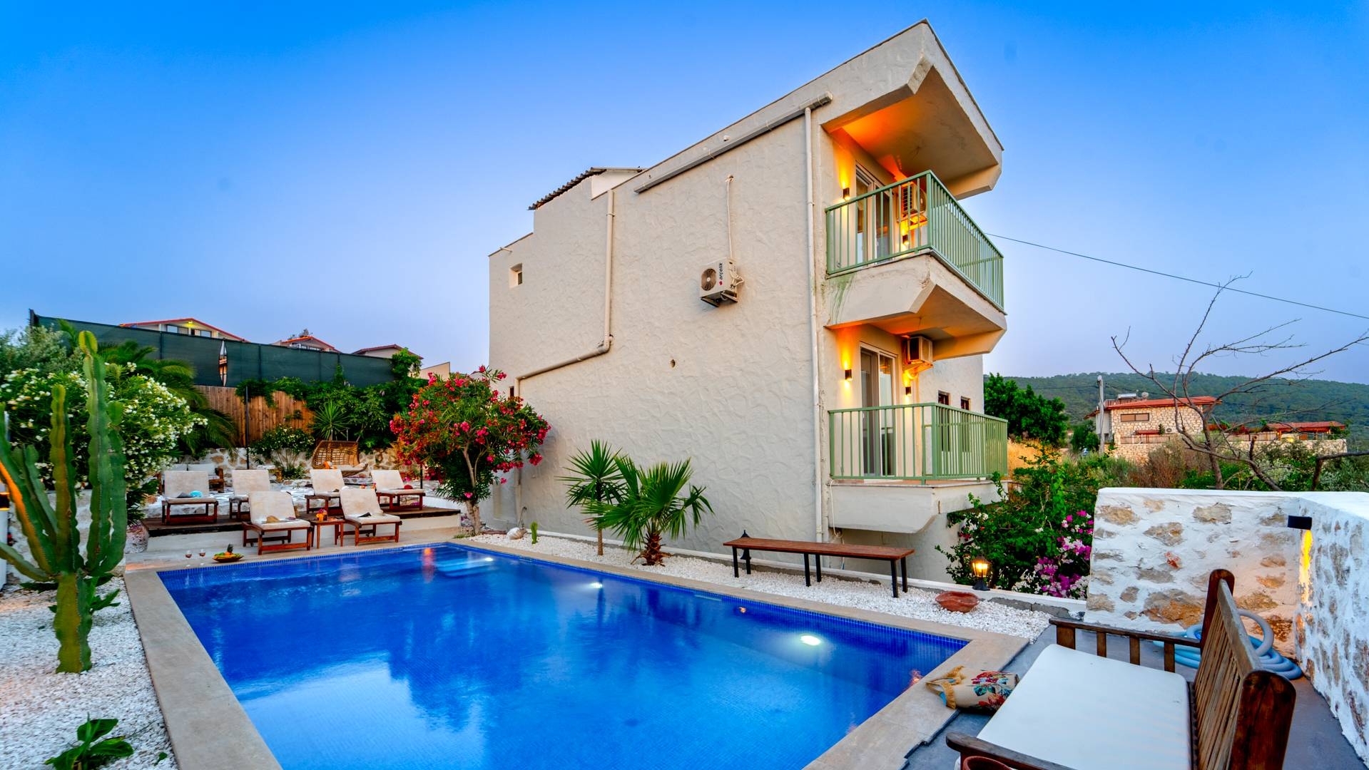 Kaş Gelemiş'te Geniş Ailelere Uygun, Özel Havuzlu, Lüks Villa