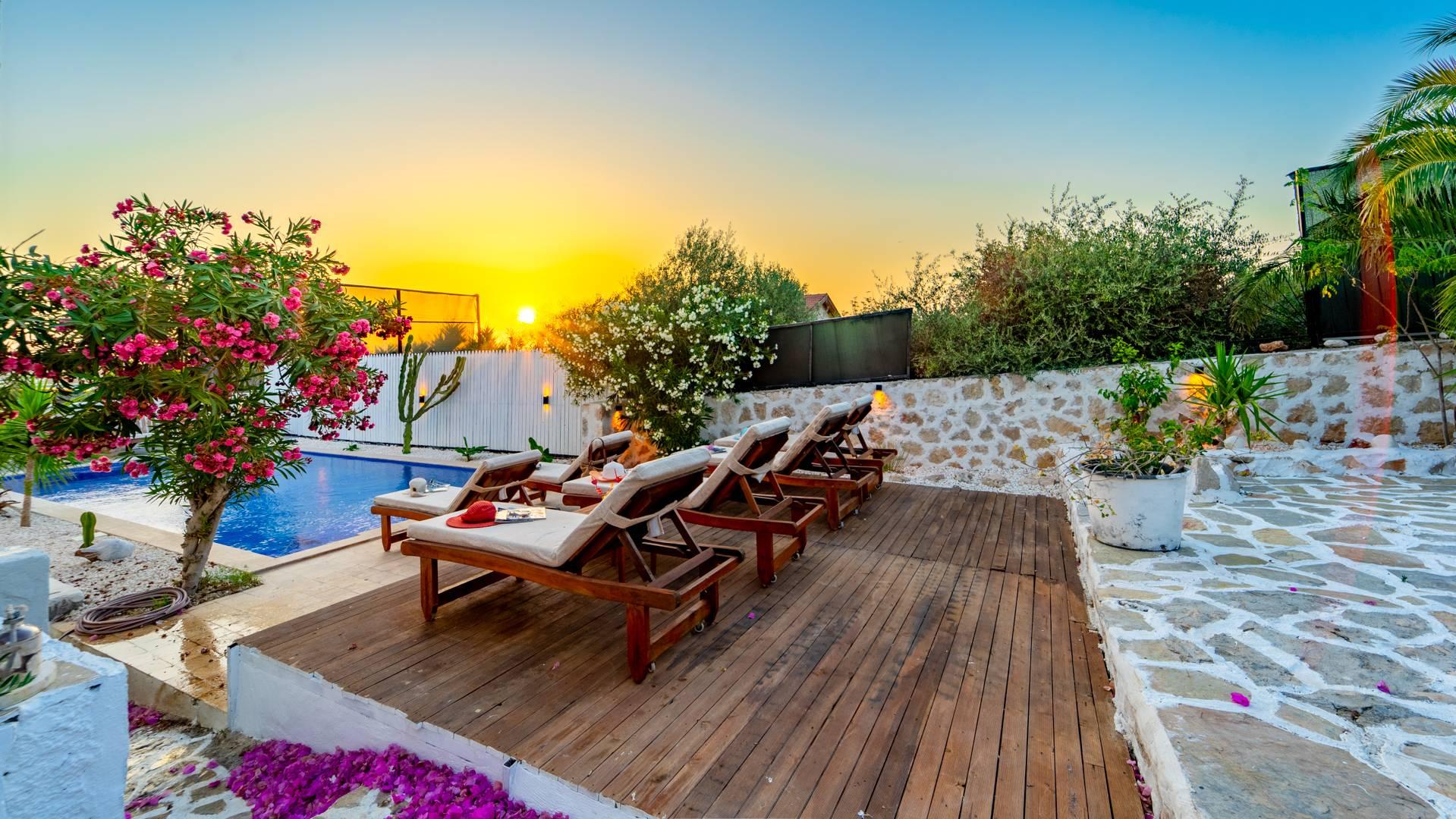 Kaş Gelemiş'te Geniş Ailelere Uygun, Özel Havuzlu, Lüks Villa-43611