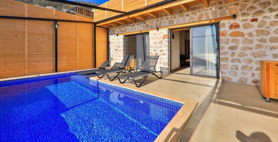 Kaş Gökseki'de Enfes Deniz Manzaralı, Özel Havuzlu, Kiralık Villa-41355
