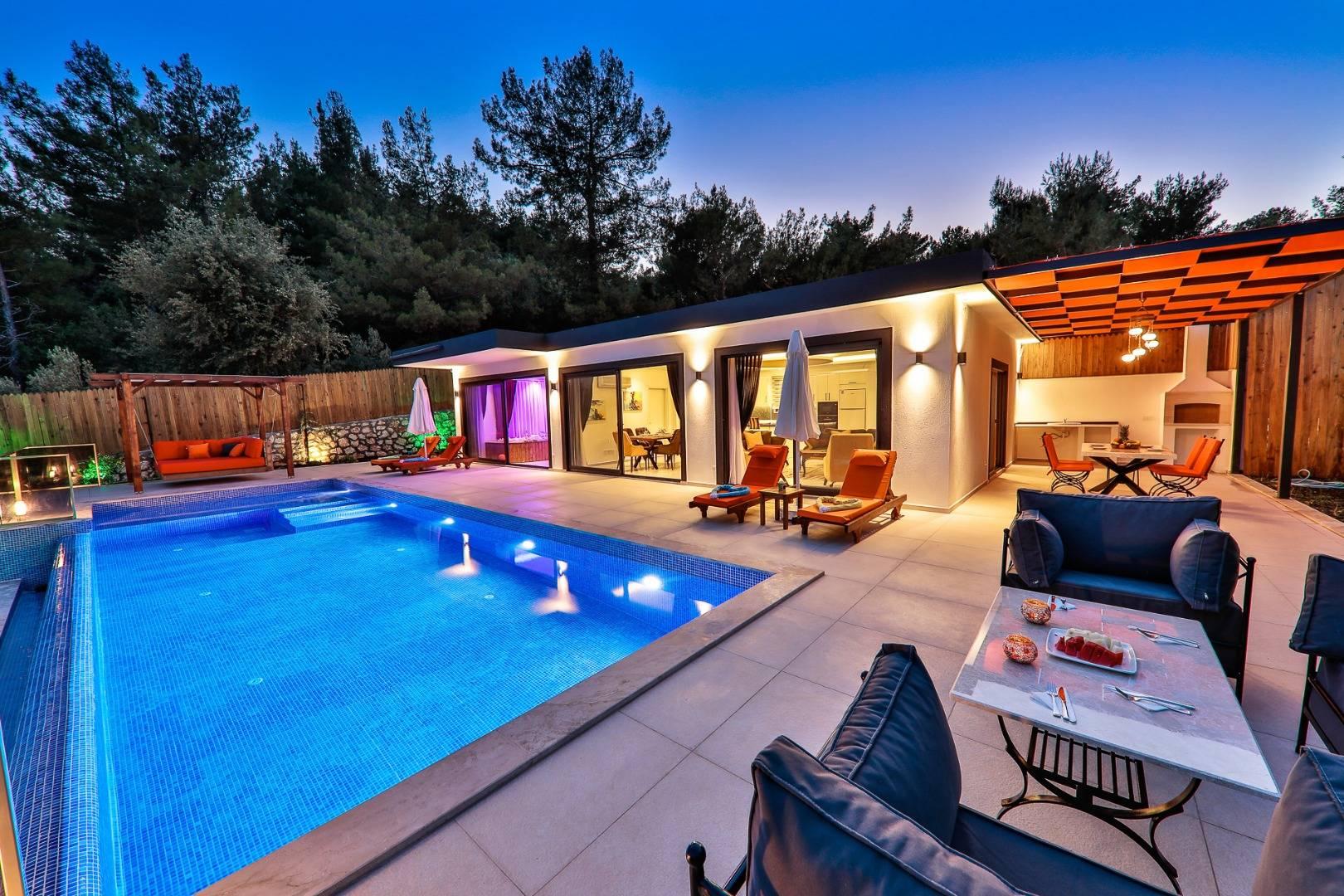 Kaş İslamlar'da Balayı Çiftlerine Uygun, Özel Havuzlu, Şık Villa-41188