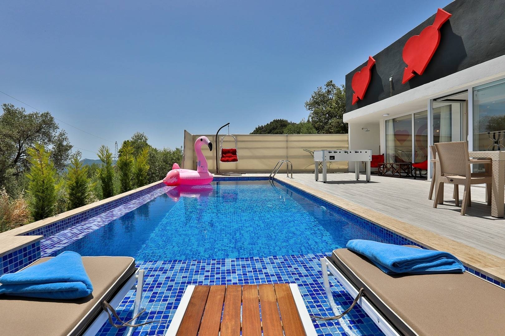 Kaş İslamlar'da Eşsiz Doğa Manzaralı, Özel Havuzlu, Jakuzili Villa