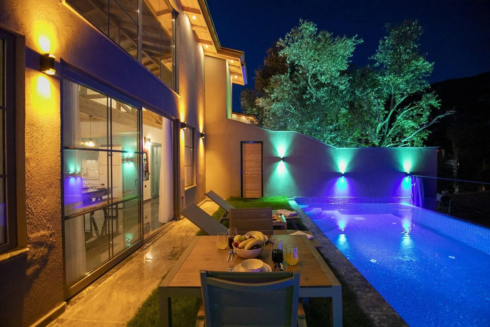 Kaş İslamlar'da Balayı Çiftlerine Uygun, Özel Havuzlu, Jakuzili Villa-42977