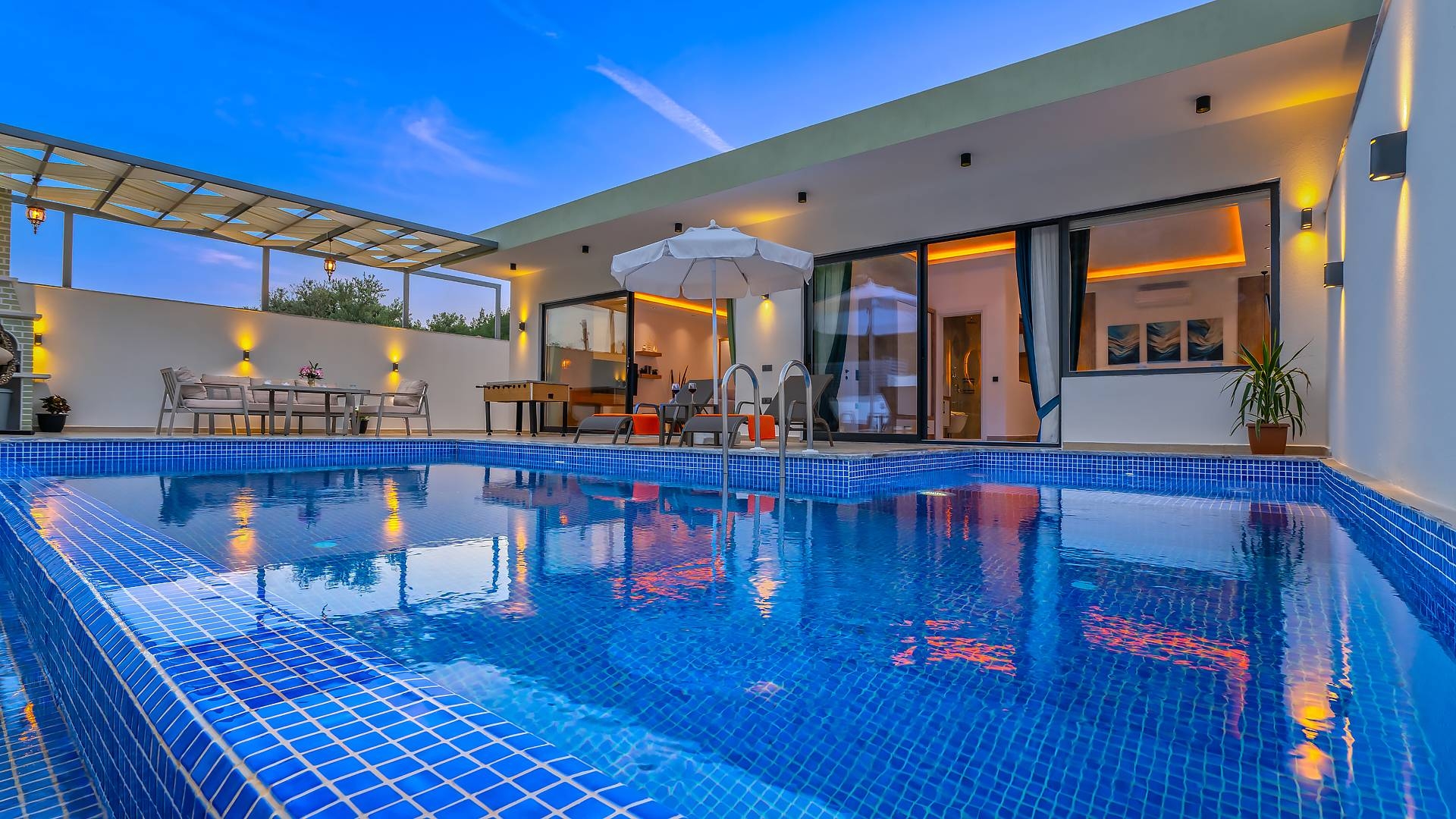 Kaş İslamlar'da Balayı Çiftlerine Uygun, Özel Havuzlu, Jakuzili Villa