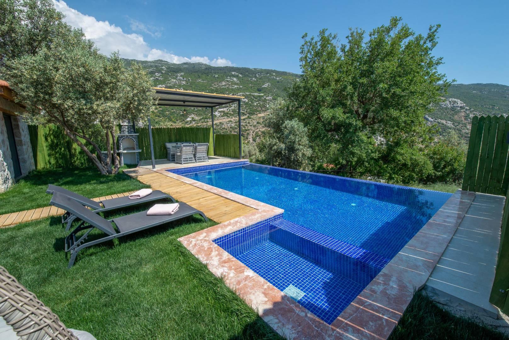 Kaş İslamlar'da Balayı Çiftlerine Uygun, Özel Havuzlu, Jakuzili Villa-43861