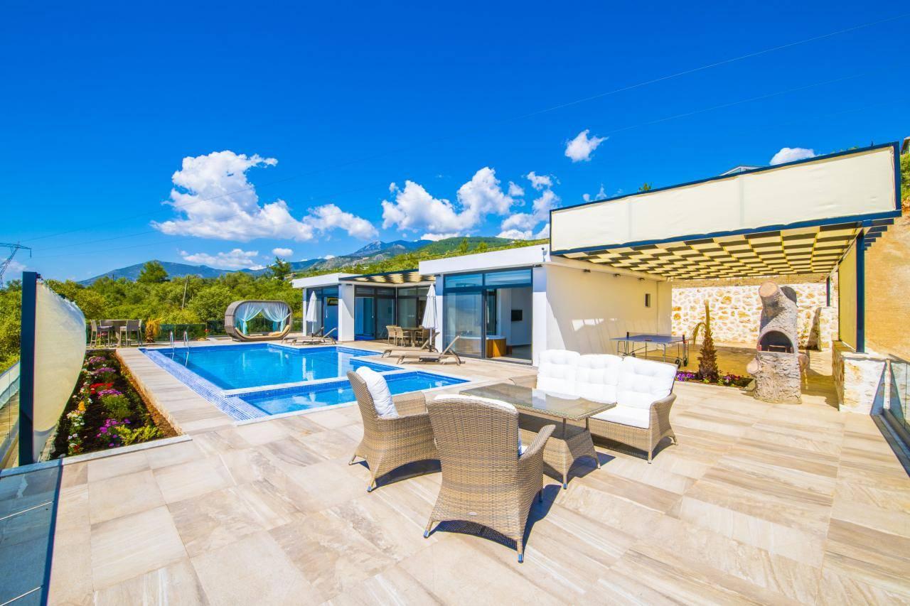 Kaş İslamlar'da Çekirdek Ailelere Uygun, Özel Havuzlu, Şık Villa-43623