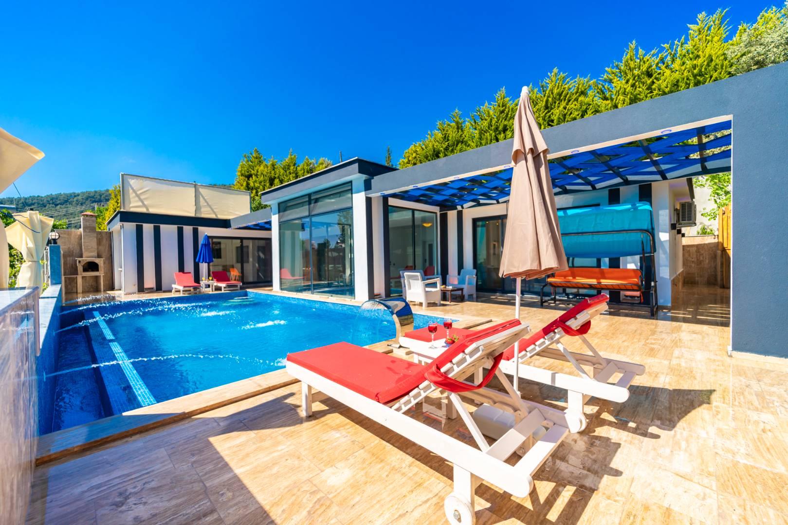 Kaş İslamlar'da Doğa İçerisinde, Isıtmalı Havuzlu, Tatil Villası-42755