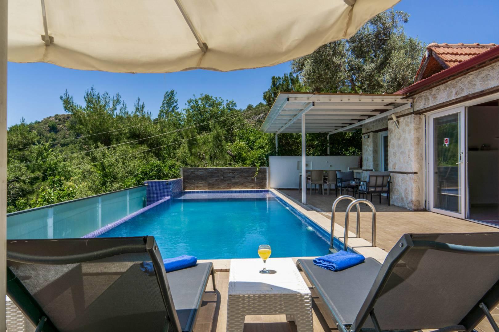 Kaş İslamlar'da Doğa İle İç İçe, Özel Havuzlu, Kiralık Villa-41620