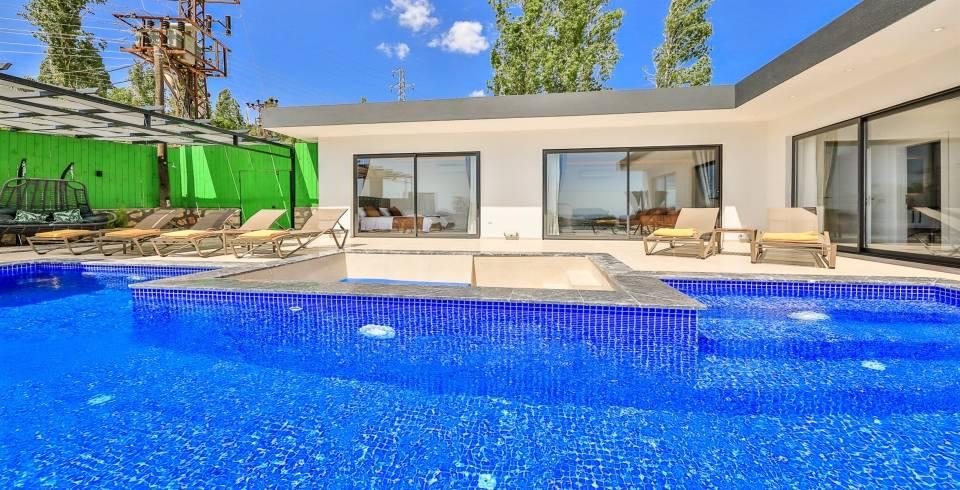 Kaş İslamlar'da Doğa İçerisinde, Özel Havuzlu, Şık Kiralık Villa-39985