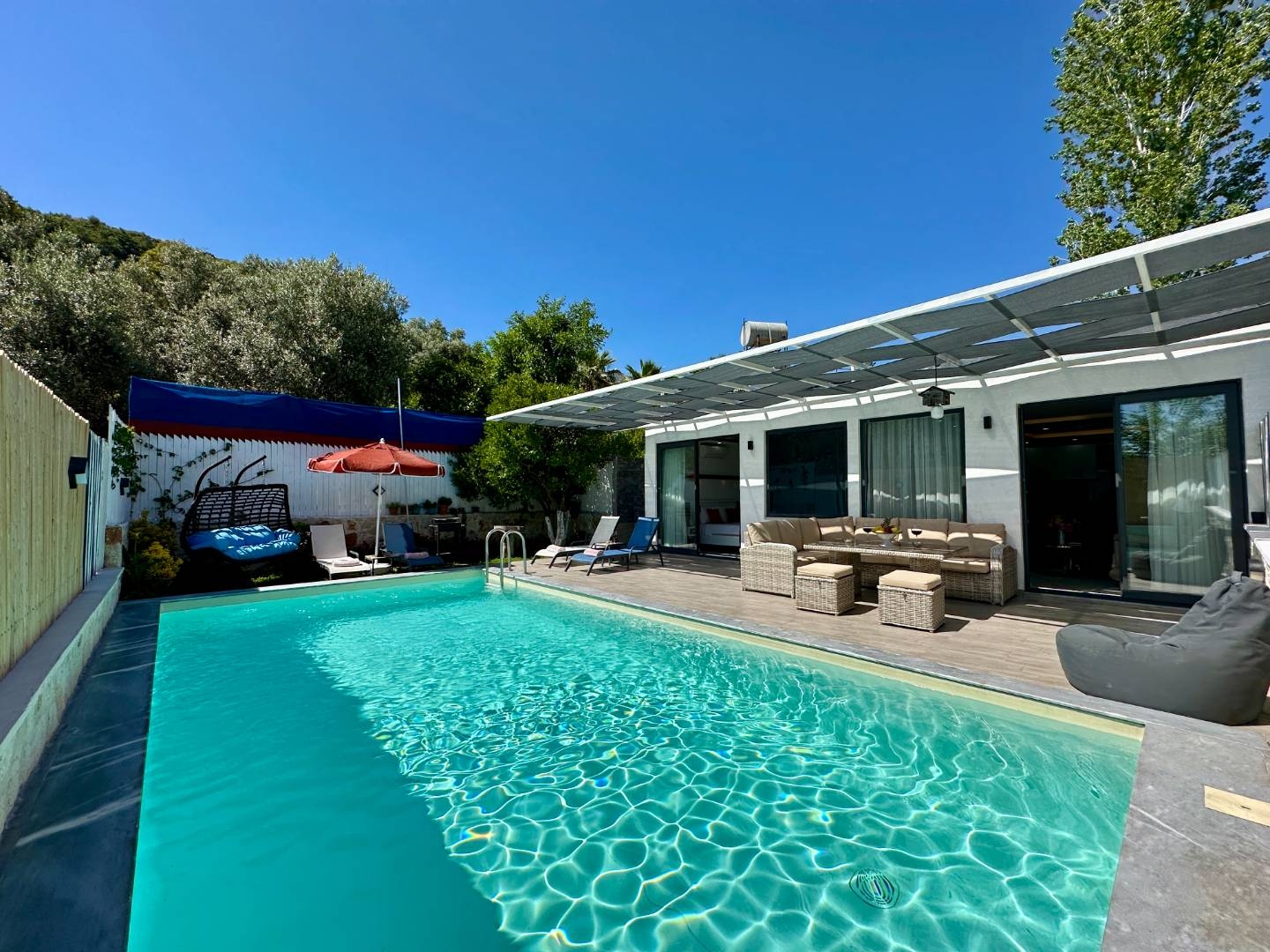 Kaş İslamlar'da Doğa İle İç İçe, Özel Havuzlu, Ferah Villa