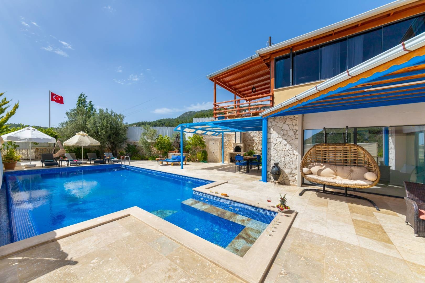 Kaş İslamlar'da Doğa ile İç İçe, Özel Havuzlu, Modern Villa