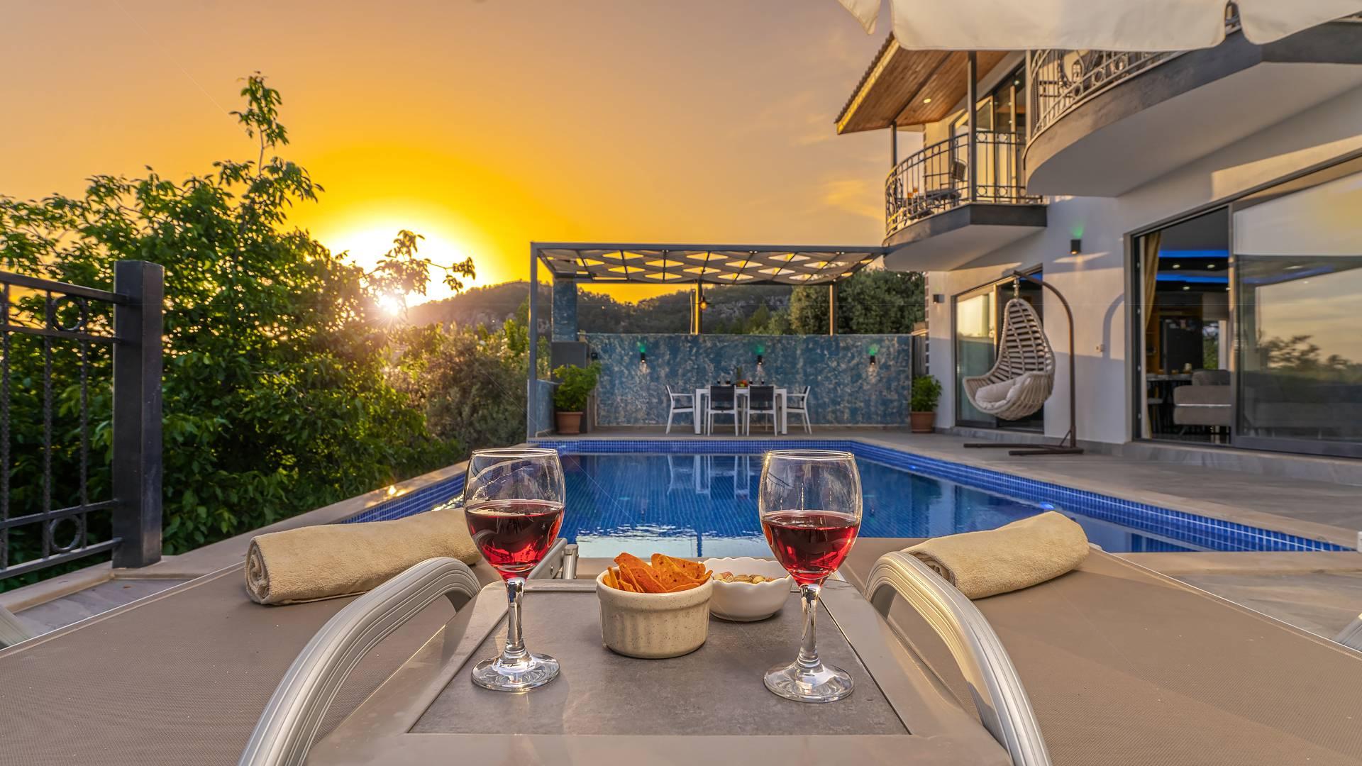 Kaş İslamlar'da Doğa İle İç İçe, Özel Havuzlu, Deniz Manzaralı Villa-42780