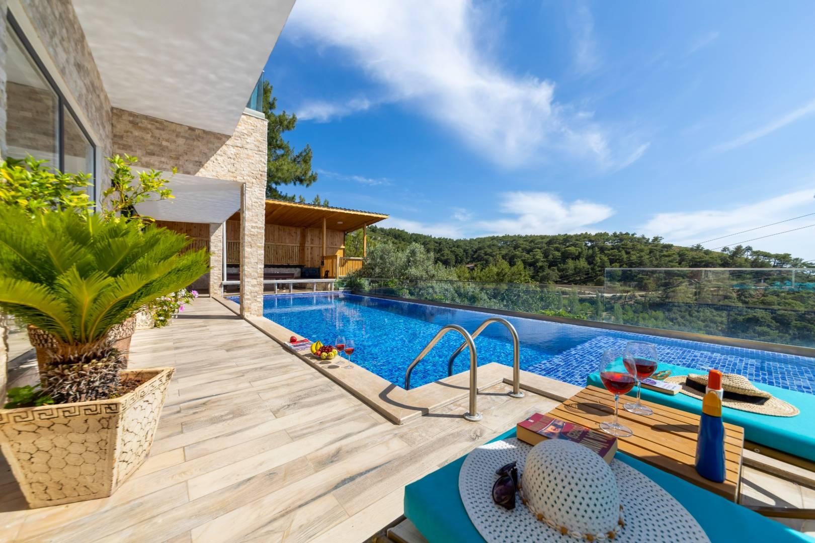 Kaş Üzümlü'de Muhteşem Doğa İçinde, Özel Havuzlu, 4 Kişilik Villa-36667