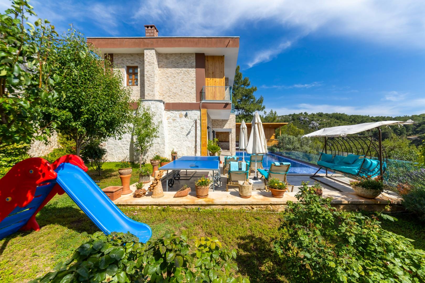 Kaş Üzümlü'de Muhteşem Doğa İçinde, Özel Havuzlu, 4 Kişilik Villa